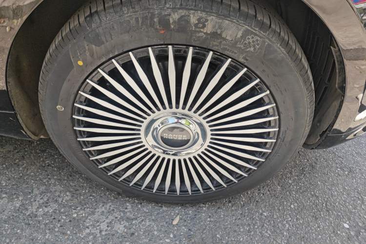 Used Land Rover Range SportNew Energy 2018 P400e Right Front Wheel Hub