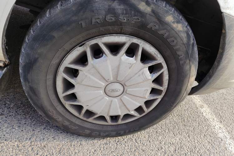 Used Ford Transit 2019 2.0T Diesel Multi-Purpose Commercial Vehicle Short Wheelbase Low Roof 6-Seater China VI Standard