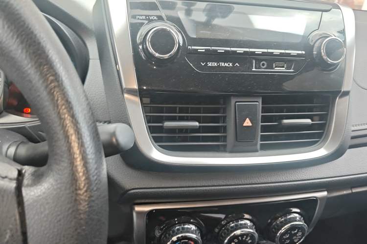 Used Toyota YARiS L Zhi Xuan 2019 1.5E CVT Dynamic Edition China VI compliant