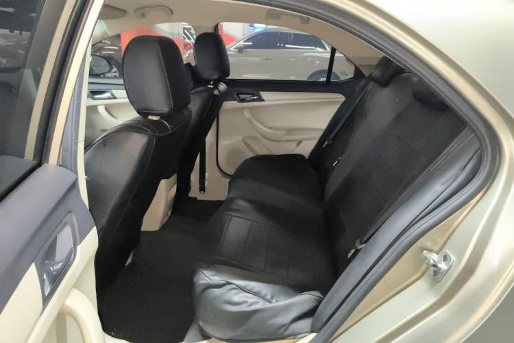 Used Roewe 360 2015 1.5L Manual Elite Edition Left Rear Seat