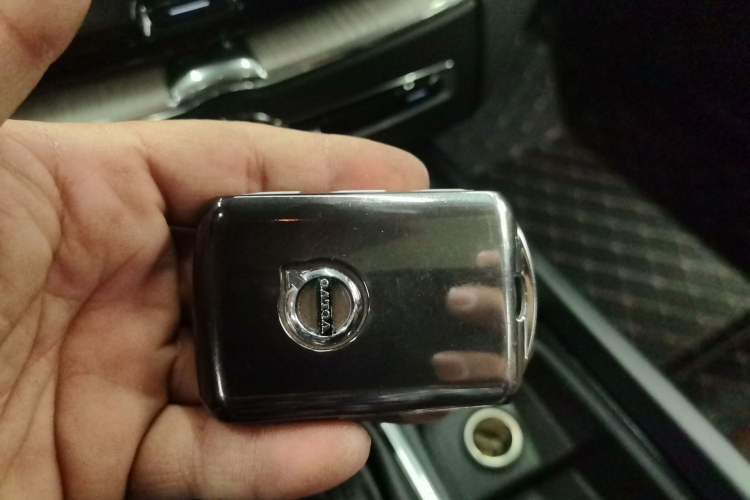 Used Volvo XC60 2020 T5 4x4 Smart Luxury Edition