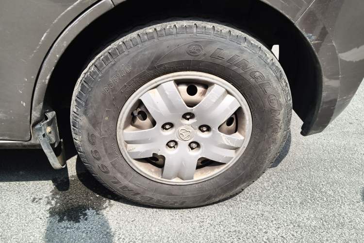 Used CHANGAN KAICHENG Ruixing M60 2020 1.5L Standard Version China VI 6-Seater DAM15KR