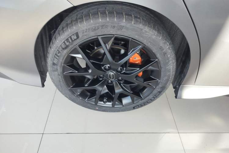 Used GAC Trumpchi EMPOW 2022 270T DCT J16 R-Style Track Edition
