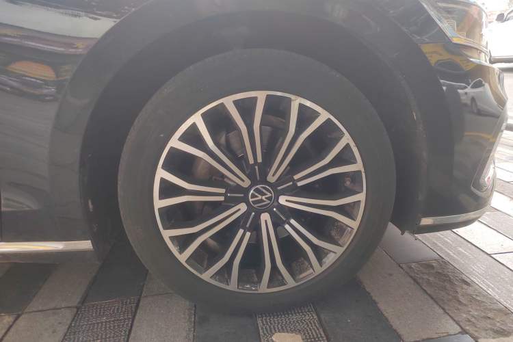 Used Volkswagen Phideon 2021 380TSI Luxury Edition