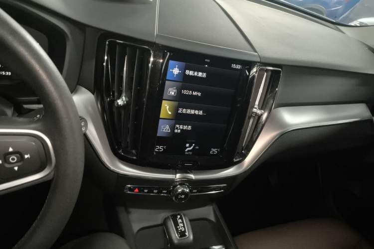 Used Volvo XC60 2019 T5 4x4 Smart Edition China V Standard