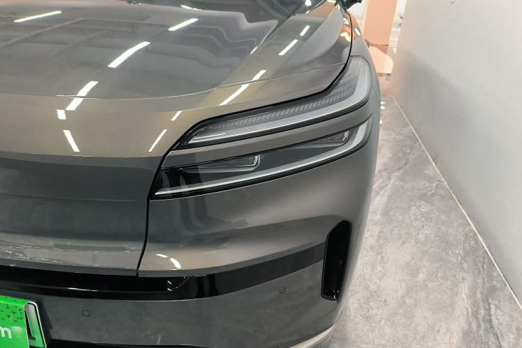 Used ONVO Luxeed L90 2025 Model—Max Six-Seater Version
