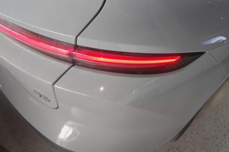 Used Nio ET5T 2024 75kWh Touring Right Rear Taillight