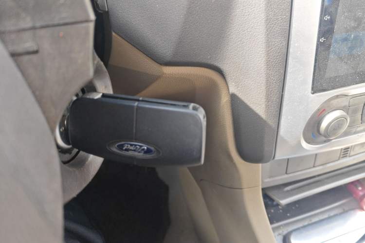 Used Ford Focus 2013 Hatchback Classic 1.8L Automatic Fashion Edition