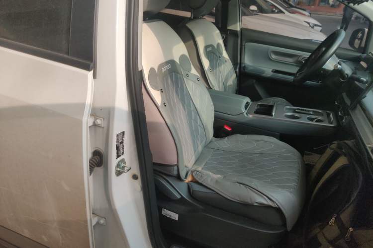 Used AION Y 2023 Plus 510 Enjoy Edition