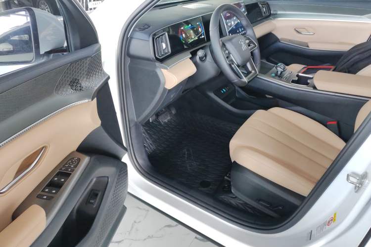 Used BYD Song Pro New Energy 2025 Second-Generation DM-i 75KM Overachiever Trim Driver Seat