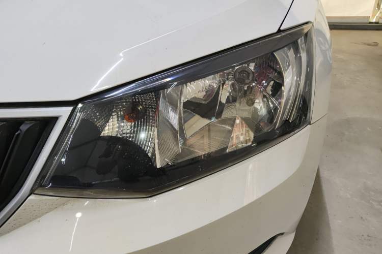 Used Skoda Fabia 2017 1.4L Automatic Car Enjoy Edition