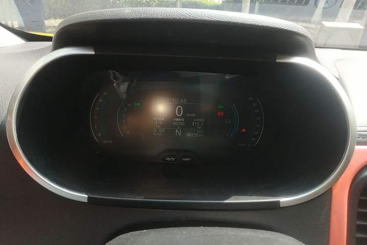 Used Chery QQ Little Ant 2021 150 000 Yuan "Ant Fan" Edition New Ant Cool Version Lithium-Ion Battery Instrument Cluster
