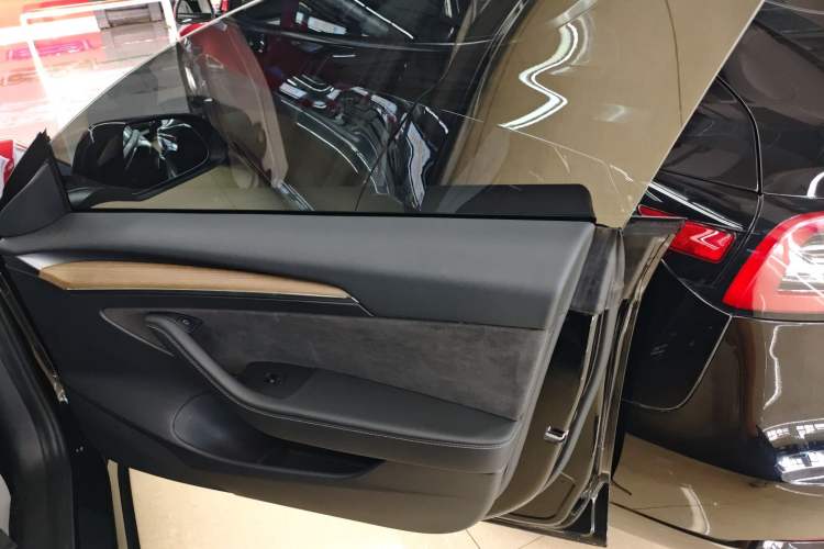 Used Tesla Model 3 2021 Performance High-Performance All-Wheel-Drive Version 3D6