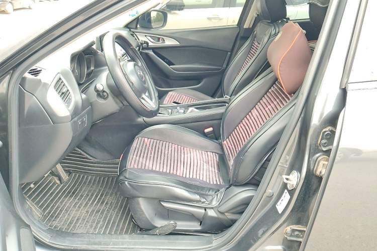 Used Mazda 3 Axela 2017 Hatchback 1.5L Automatic Luxury Model Emission Standard China V Left Front Seat