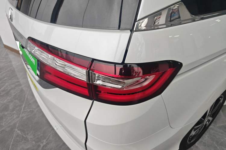 Used Honda Odyssey 2015 2.4L Smart Edition Exterior 3