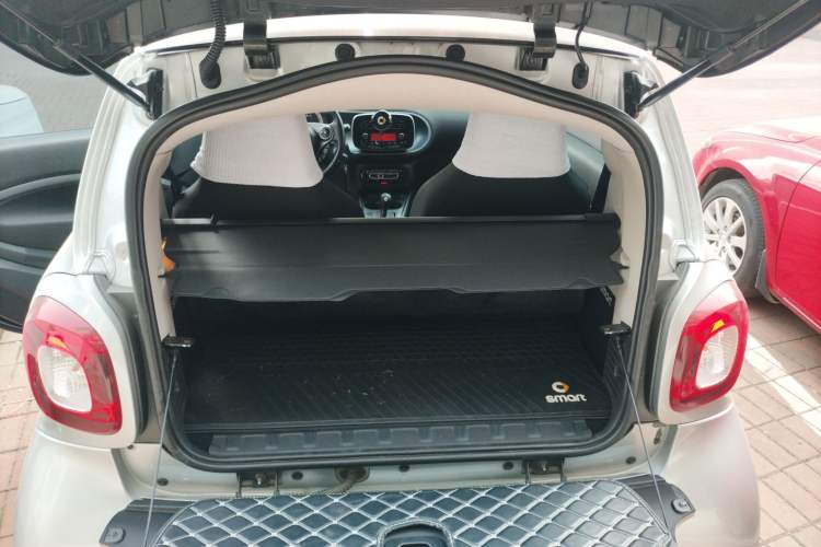 Used smart fortwo 2015 1.0L 52 kW Hardtop Passion Edition

