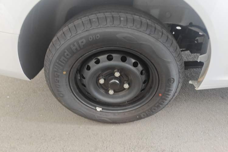 Used Wuling Hongguang New Energy 2024 All-Electric Model 300KM Practical Version