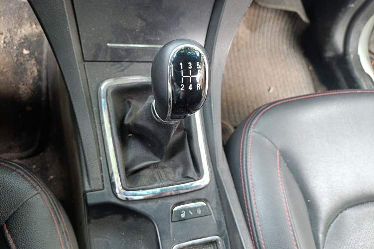 Used Geely Auto Emgrand 2015 Sedan 1.5L Manual - Top Trim Level