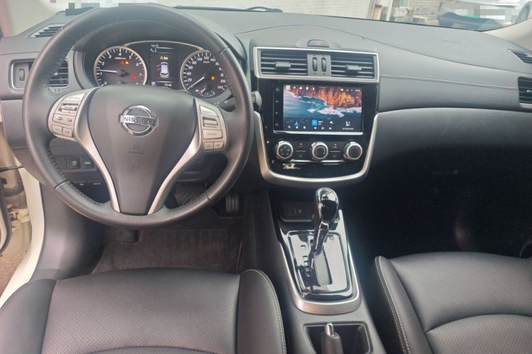 Used Nissan Tiida 2021 1.6L CVT Smart Drive Edition Center Console