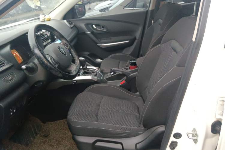 Used Renault Kadjar 2016 2.0L Two-Wheel Drive Comfort Edition Left Front Seat