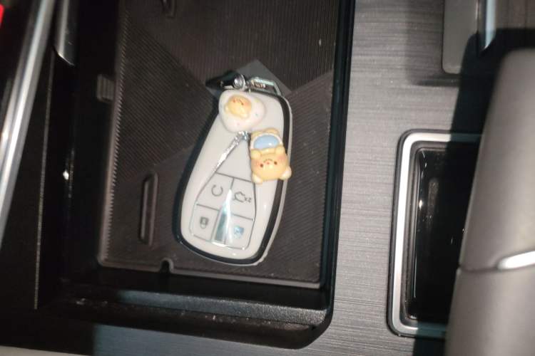 Used Changan CS75 PLUS 2024 3rd Generation Champion Edition 1.5T Intelligent Drive Dynamic Model
