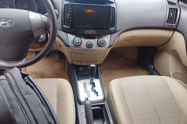 Used Hyundai Celesta 2015 1.6L Automatic Comfort Model