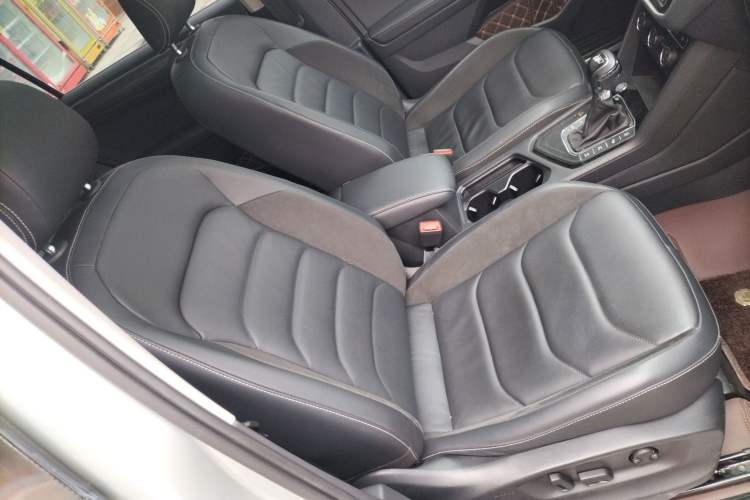 Used Volkswagen Tiguan L 2021 330TSI Automatic Two-Wheel Drive R-Line Enhanced Edition