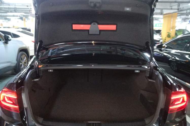 Used Volkswagen Magotan GTE Plug-in Hybrid 2022 GTE Luxury Model