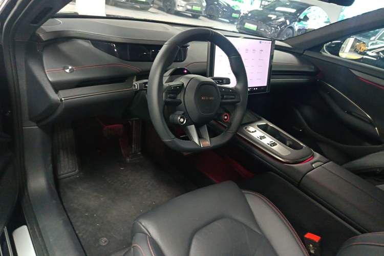 Used Xiaomi Auto SU7 2024 Rear-Drive Long-Range Intelligent Driving Version
