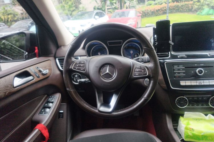 Used Mercedes-Benz GLE 2017 GLE 320 4MATIC Luxury Model