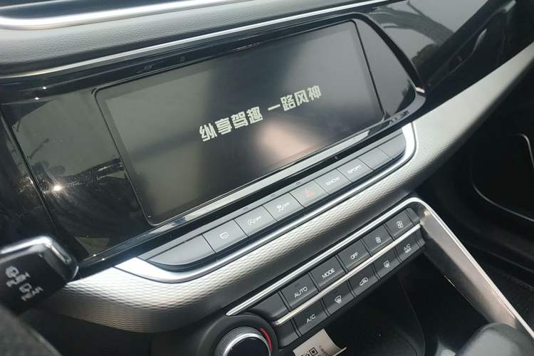 Used Dongfeng Aeolus AX7 2019 1.6T Automatic AI Pioneer Model China V Standard
