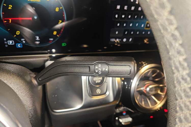 Used Mercedes-Benz GLB 2020 Facelift GLB 200 Fashion Edition
