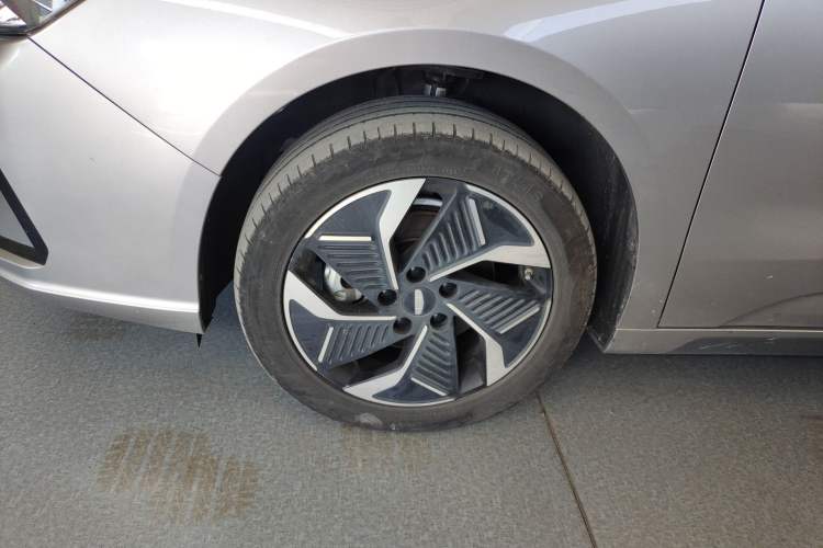 Used Geometry G6 2024 500KM Flagship Version