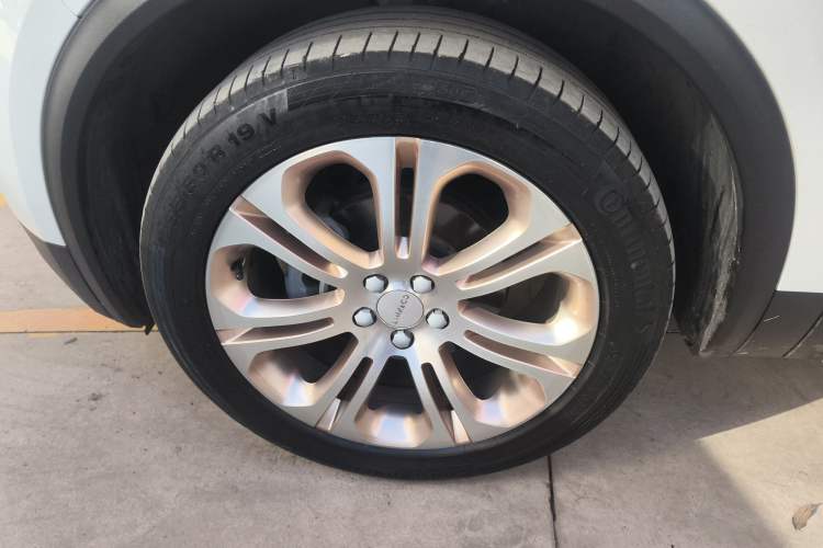 Used Lynk & Co 01 2019 2.0T Two-Wheel-Drive Pro Version China VI Standard
