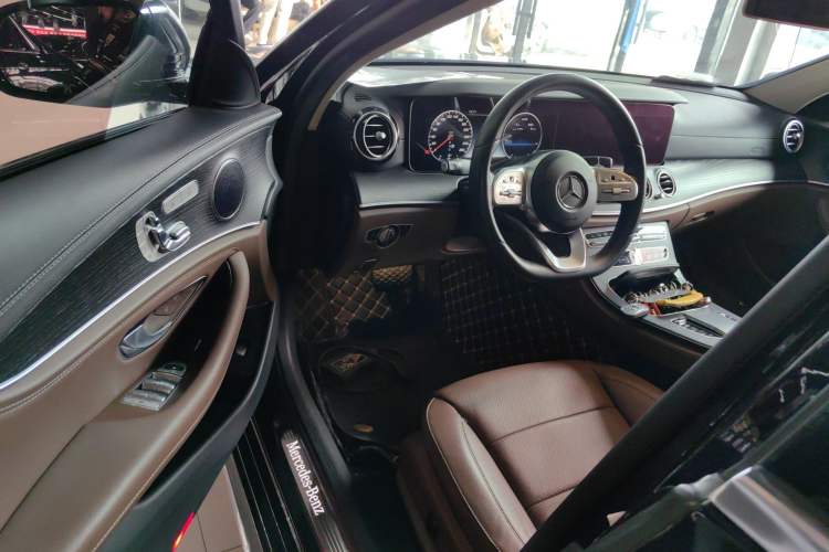 Used Mercedes-Benz E-Class 2020 Restyled E 300 L Sporty and Stylish Edition
