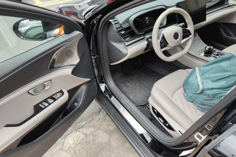 Used BYD Han 2025 DM-i Intelligent Driving Edition 125KM LiDAR Flagship Model Driver Seat