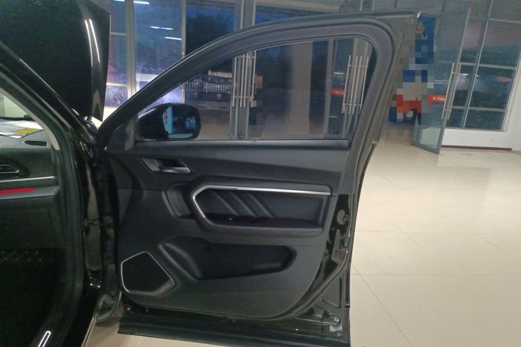 Used Haval H6 2017 Red Label 2.0T Automatic Two-Wheel Drive ZhiShang Model