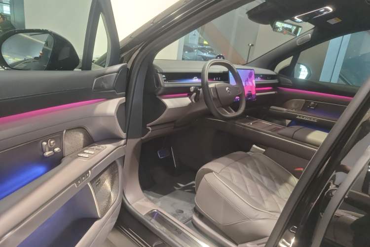 Used Nio ES8 2026 Model 6-seat Executive Luxury Edition
