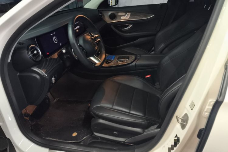 Used Mercedes-Benz E-Class 2022 Revised Version E 300 L Sporty and Stylish Edition Left Front Seat