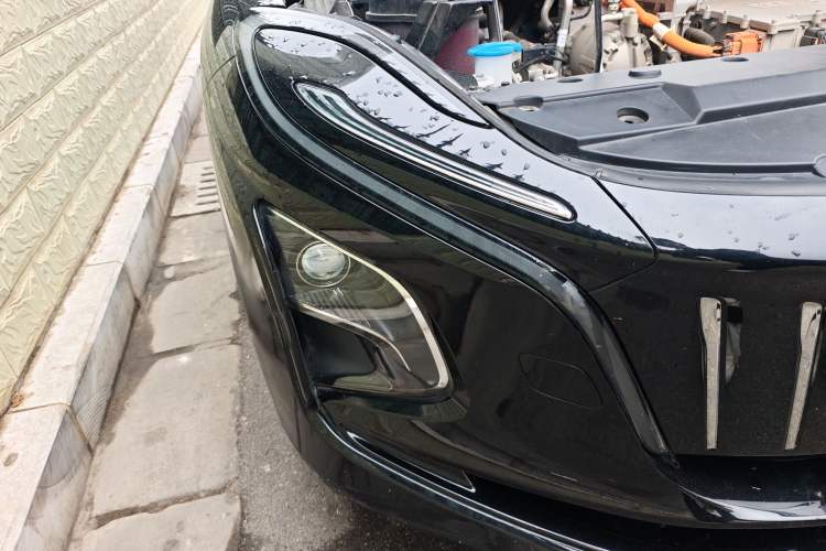 Used Hongqi E-QM5 2023 Base Travel Edition Right Front Headlight