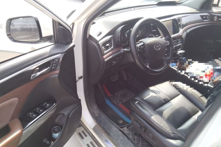 Used GAC Trumpchi GS8 2017 320T Two-Wheel Drive Luxury Smart Connectivity Version (7 Seats)