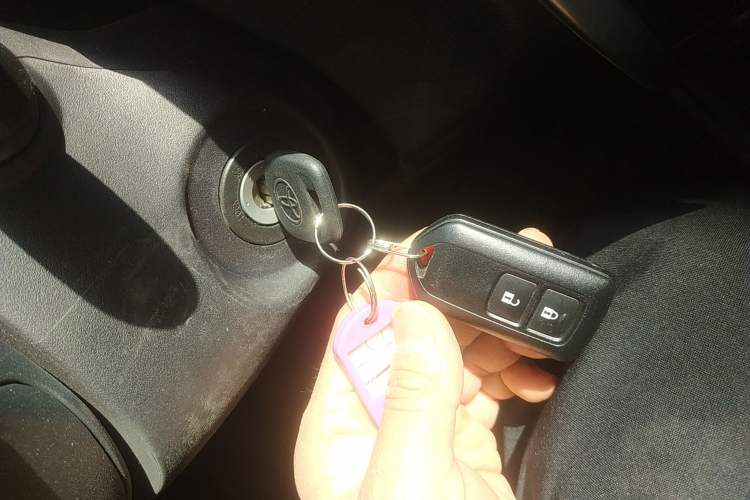 Used Toyota YARiS L Zhi Xuan 2020 1.5L CVT Leading Edition Vehicle Key