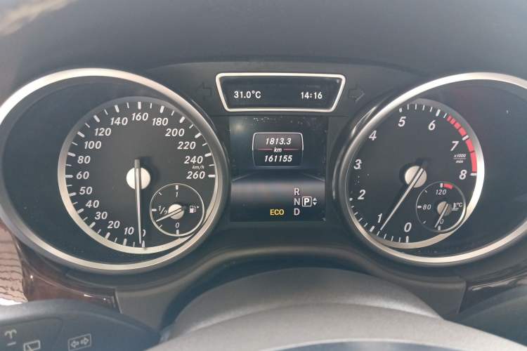 Used Mercedes-Benz M-Class 2015 ML 400 4MATIC Dynamic Model Instrument Cluster