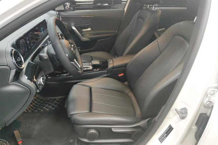 Used Mercedes-Benz A-Class 2022 Restyled A 200 L Sport Sedan Fashion Version Left Front Seat