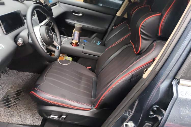 Used Landian E5 PLUS 2025 165 km Long-Range Version 7 Seats
