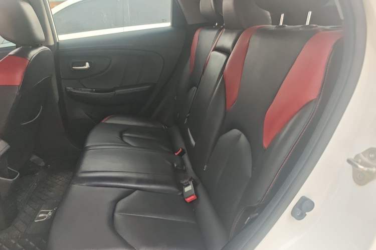 Used Luxgen U5 SUV 2017 1.6L CVT Jazz Edition
