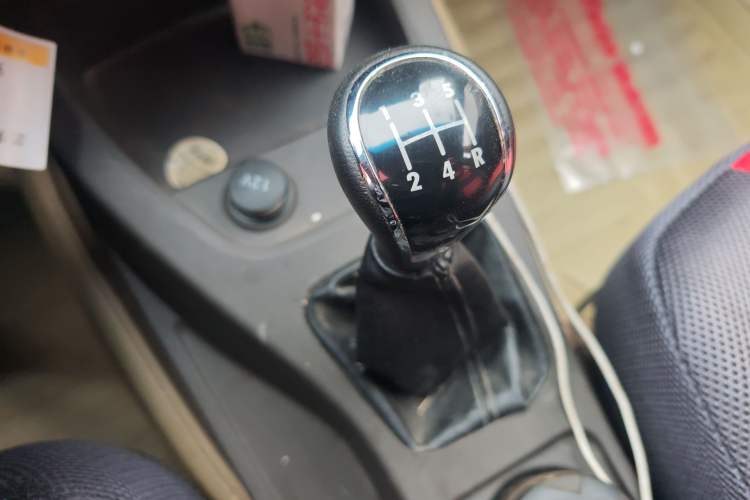 Used Wuling Hongguang 2014 1.5L S Standard Version