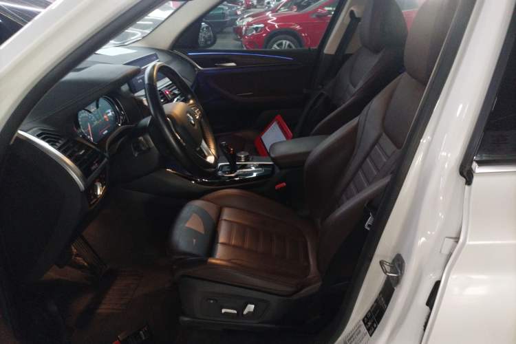 Used BMW X3 2018 xDrive28i Luxury Package China VI Emission Standard Left Front Seat