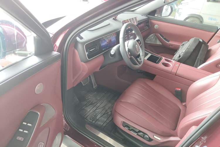 Used Hima AITO M7 2026 Model Range-Extending Ultra All-Wheel Drive 5-Seater Version Driver Seat