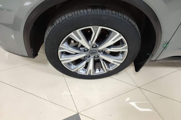 Used Geely Auto Jiajie 2023 Geely Jiaji L 1.5TD DCT Luxury Model
